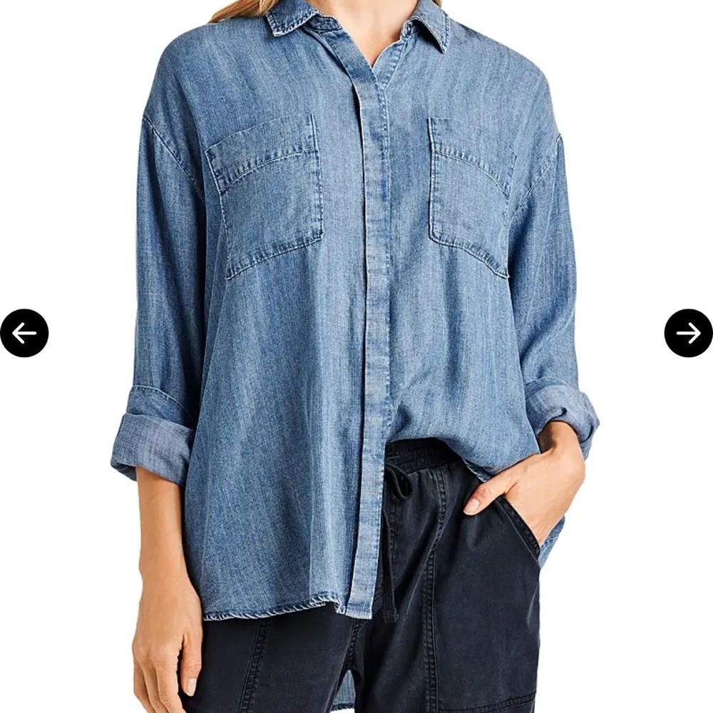GAP Light Blue Denim Button-Down Shirt